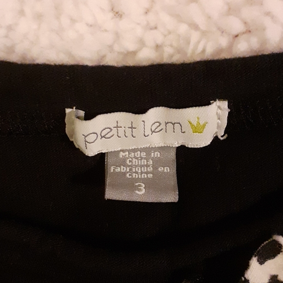 Cute Black Dress with Bow Details - Picture 4 of 6